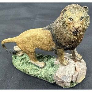 Franklin Mint Asiatic Lion Figurine Wildlife Trust 4.5" Gold Brown 1987 Vintage